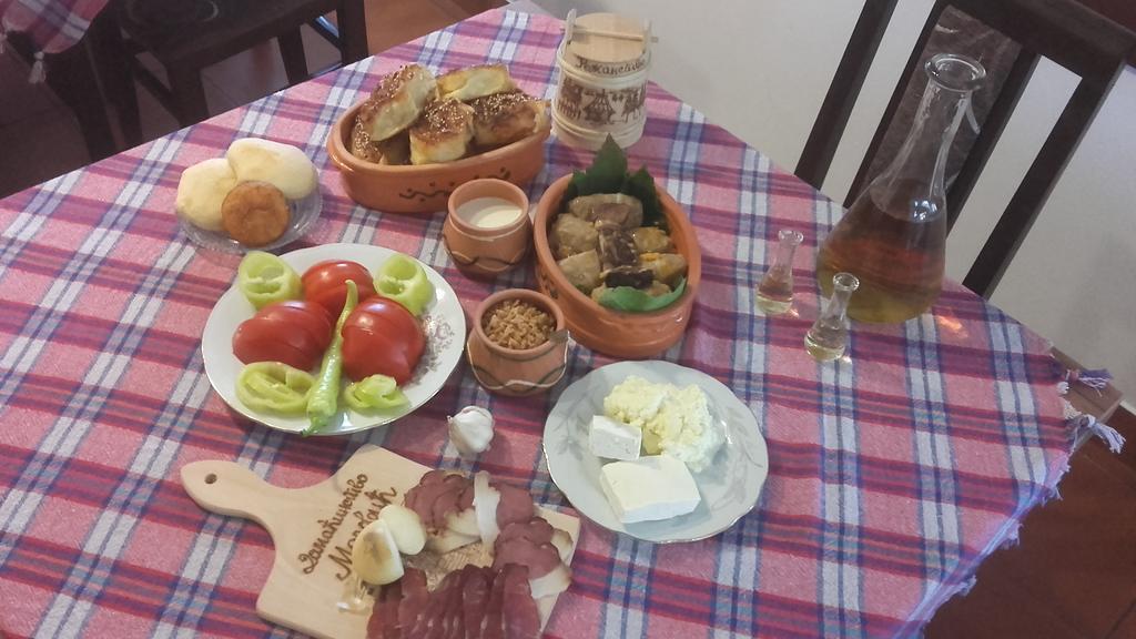 Seoski Turizam Melovic Rozanstvo Екстериор снимка